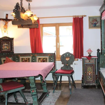 Haus & Heim Apartment *
